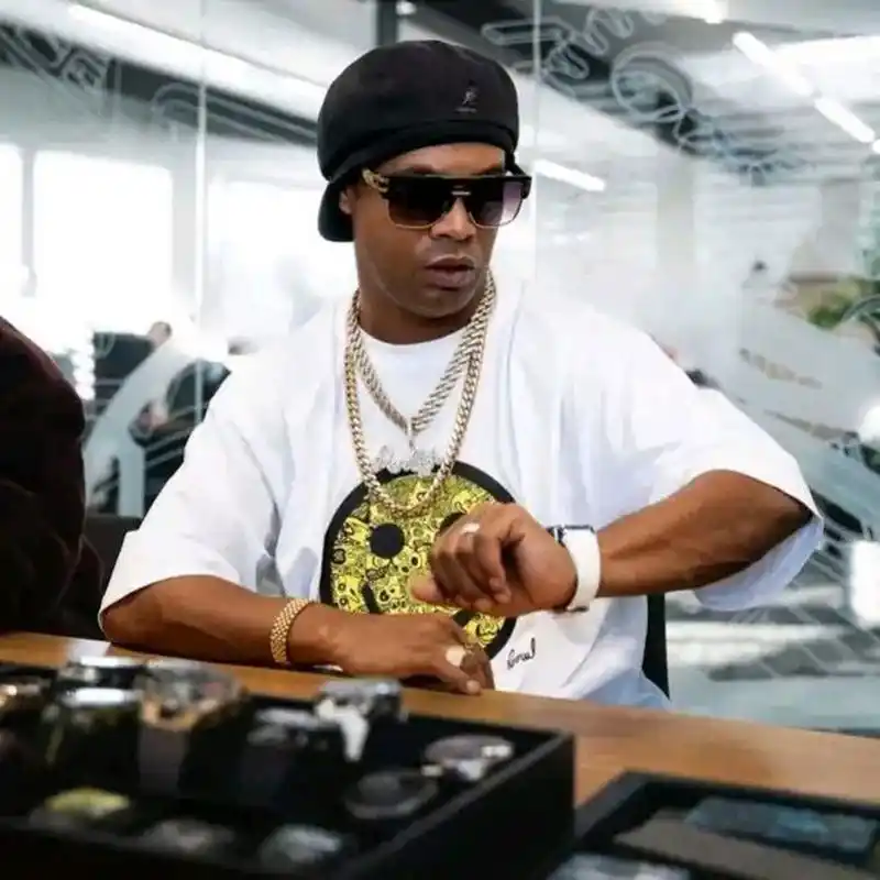 手及裁判的